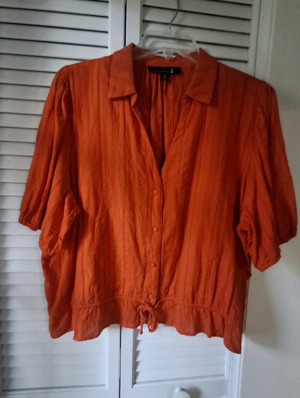 Relaxed Orange Button-Front Tie-Hem Women's Shirt